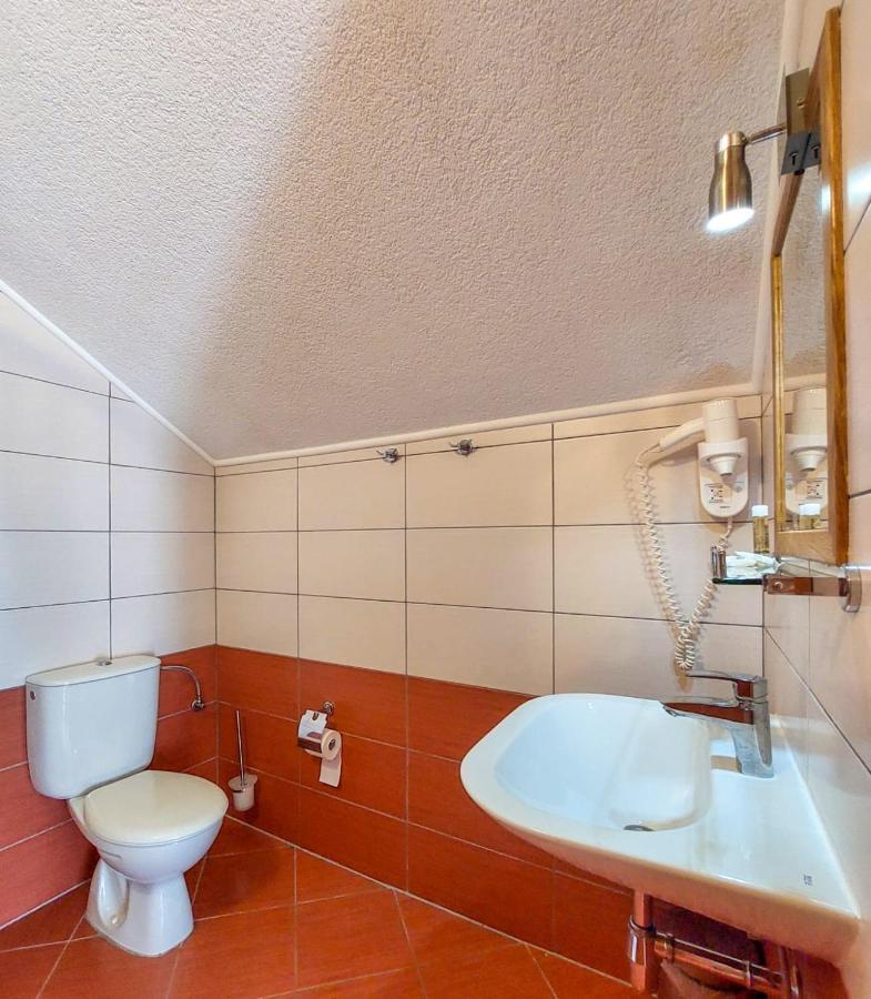 פליטויקה סלו Plitvice Lower Lakes Rooms מראה חיצוני תמונה