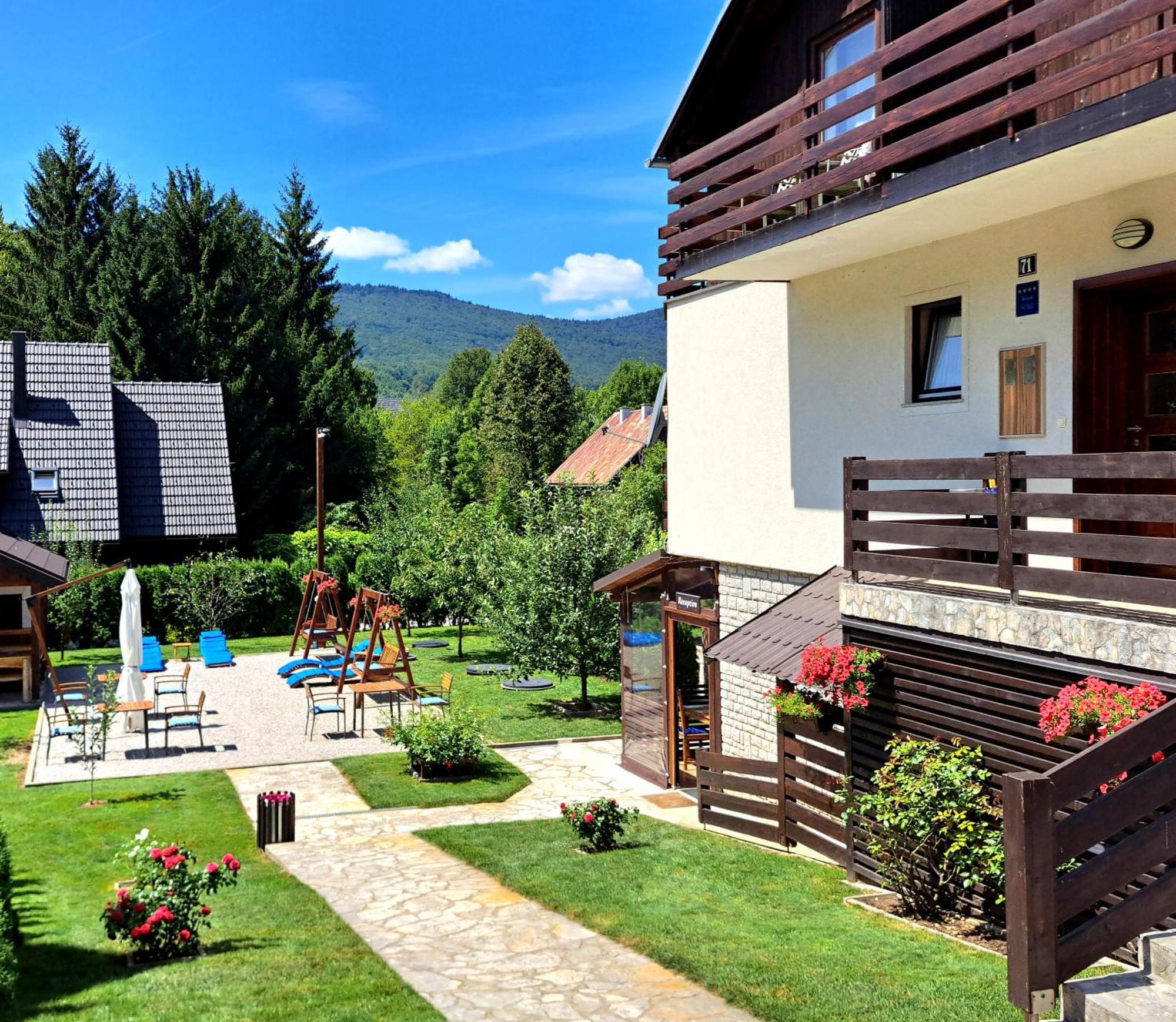 פליטויקה סלו Plitvice Lower Lakes Rooms מראה חיצוני תמונה