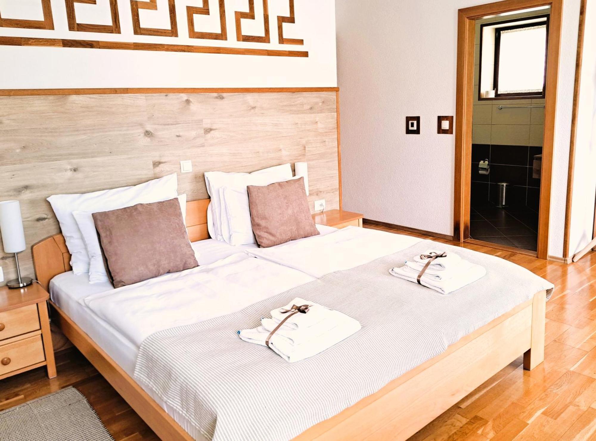 פליטויקה סלו Plitvice Lower Lakes Rooms מראה חיצוני תמונה