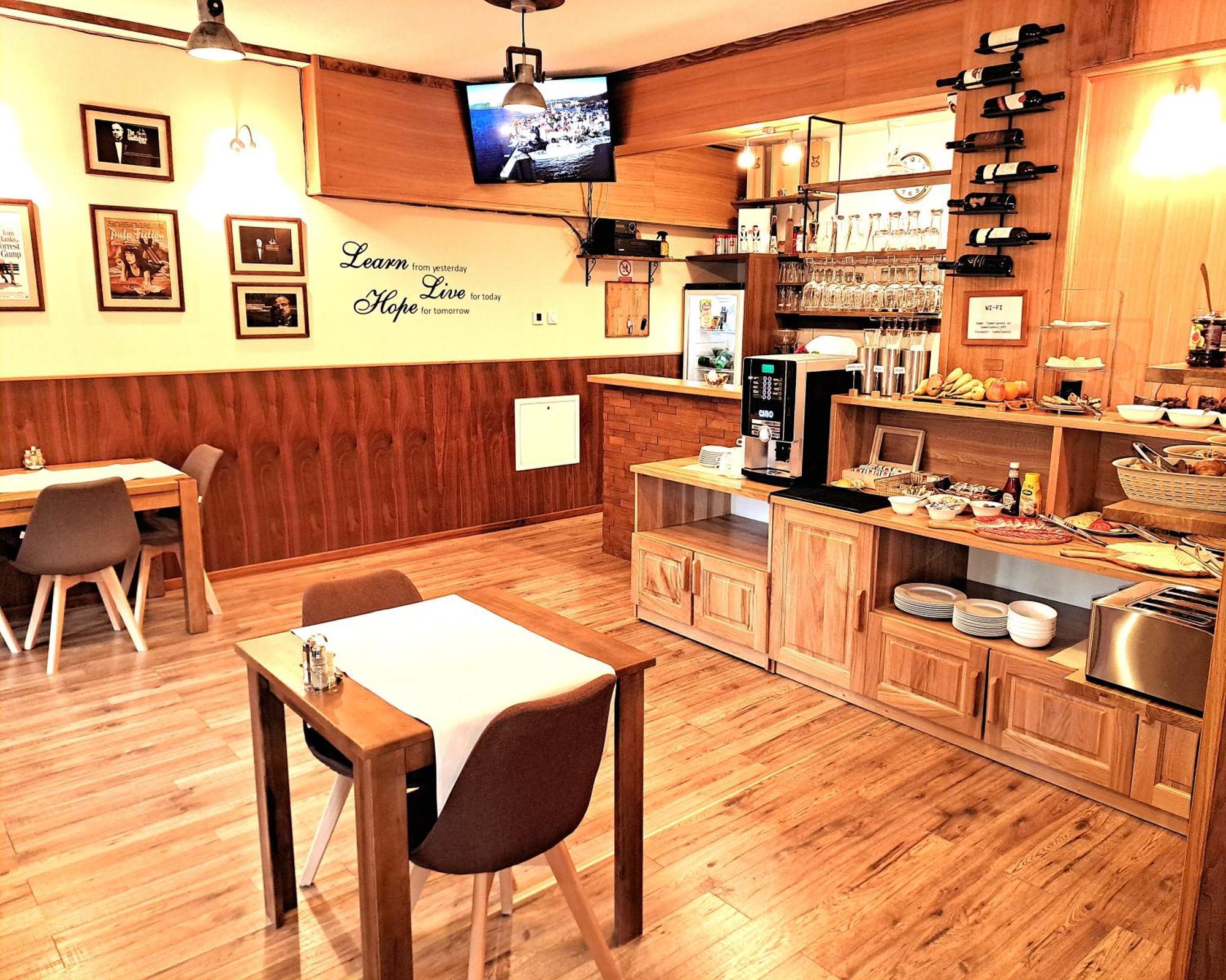 פליטויקה סלו Plitvice Lower Lakes Rooms מראה חיצוני תמונה